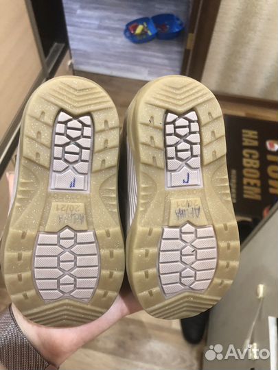 Ботинки на девочку