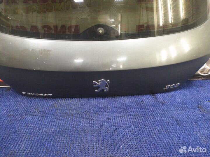 Дверь багажника Peugeot 308 2009