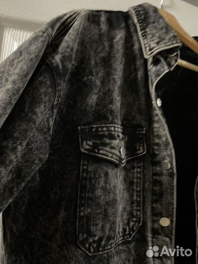 Джинсовая куртка