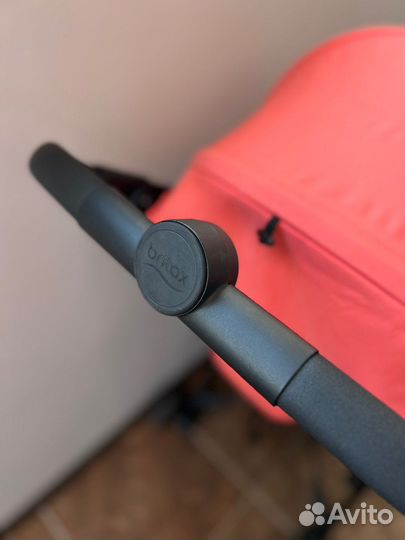 Детская прогулочная легкая коляска