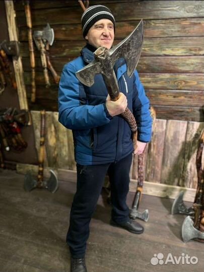 Топор кованый двусторонний