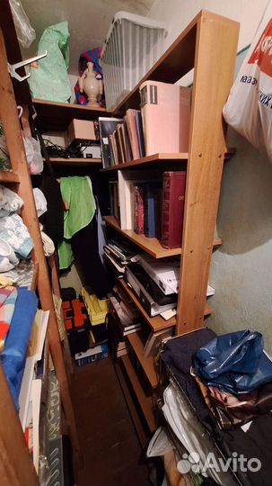 Стеллаж для книг