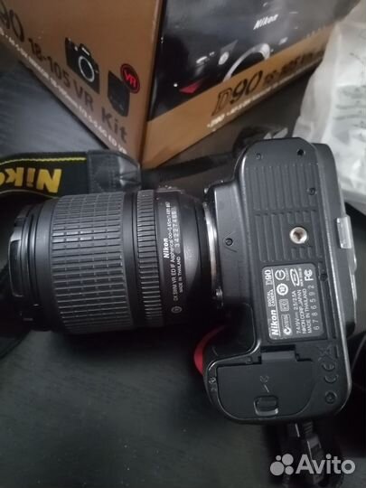Зеркальный фотоаппарат nikon d90 18-105 VR KIT