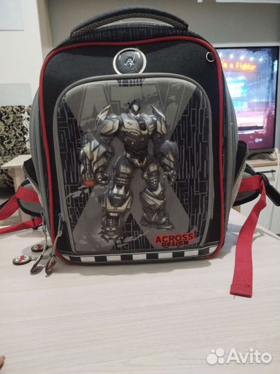 Рюкзак школьный