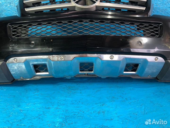 Передний бампер в сборе Mercedes GL X164 2006-2009