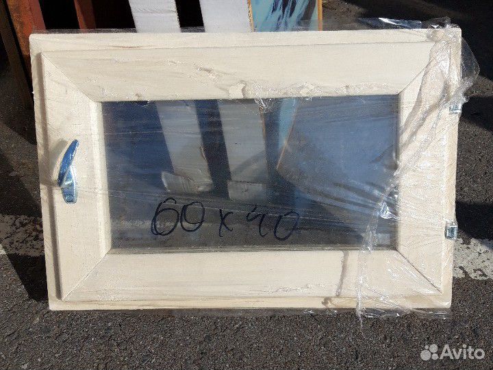 Деревянное окно