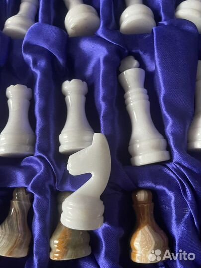 Шахматы из оникса