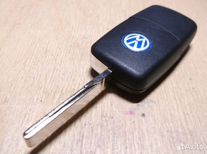 VW выкидной ключ 3 кнопки 1K0 959 753 G