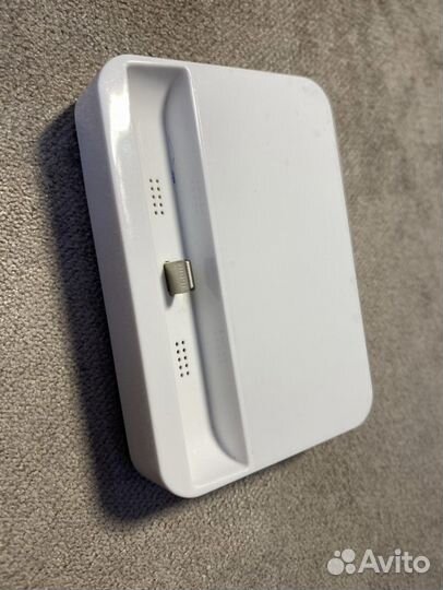 Зарядное устройство на iPhone