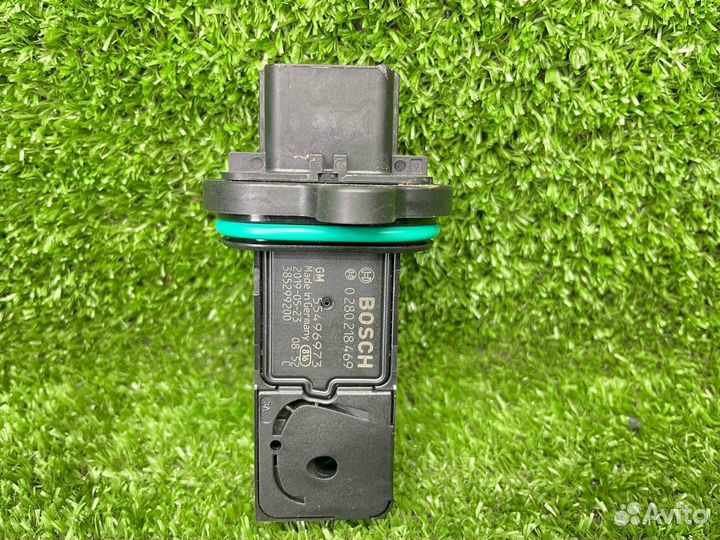 Расходомер воздуха Opel Astra J GTC 2012 55496973