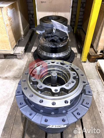 Бортовой редуктор Hitachi ZX250LC-3G