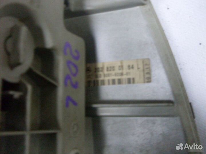 Фонарь задний Mercedes-Benz C-Class W202