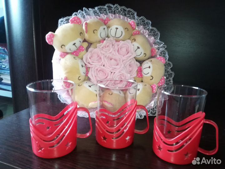 Стаканы с подстаканниками