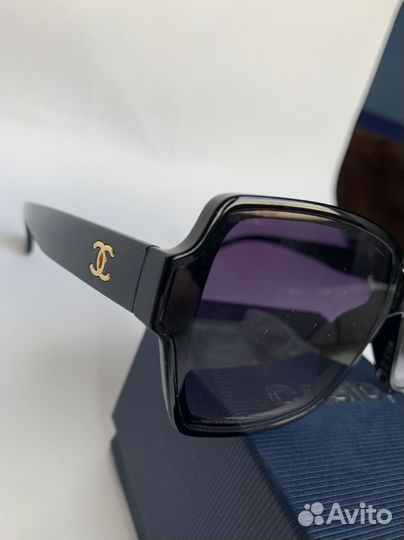 Солнцезащитные очки chanel