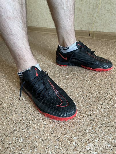 Кроссовки мужские nike для футбола