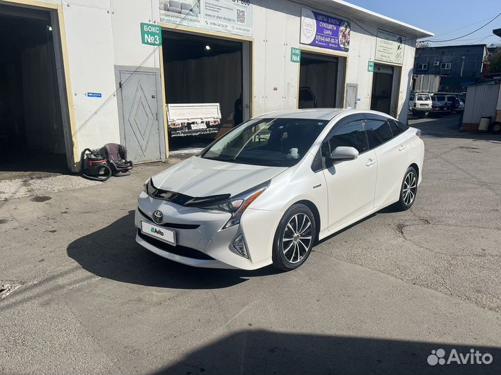 Toyota Prius 1.8 AT, 2017, 97 000 км