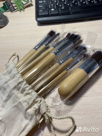 Кисти для макияжа