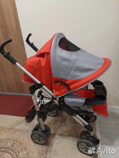 Прогулочная коляска capella