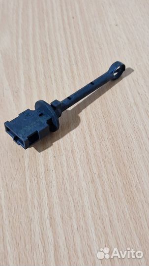 Датчик температуры воздуха для Audi A6 C6,4F