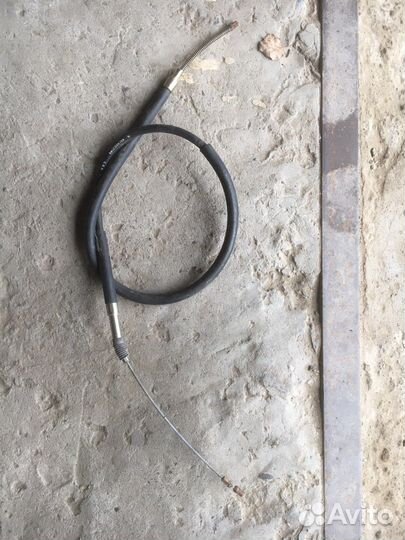 Трос стояночного тормоза мб100