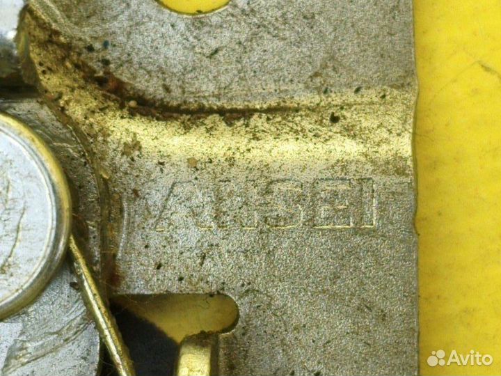 Ответная часть замка багажника задняя Mitsubishi