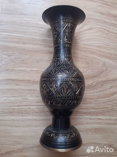 Индийская ваза