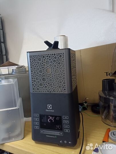 Увлажнитель Electrolux EHU-3810D