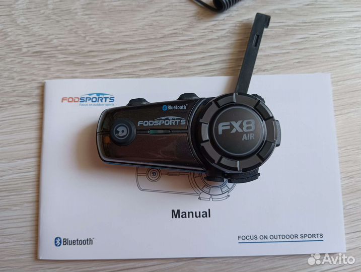 Bluetooth гарнитура для мотошлема