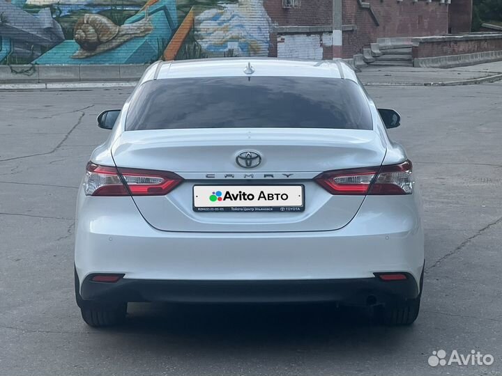 Toyota Camry 2.0 AT, 2019, 52 900 км