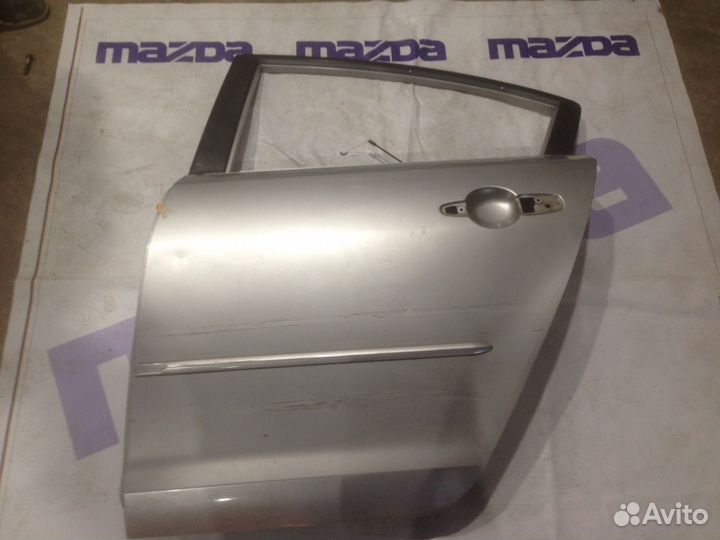 Дверь задняя левая Мазда 3 03-08 седан