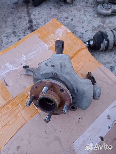 Кулак поворотный Chevrolet Aveo T200