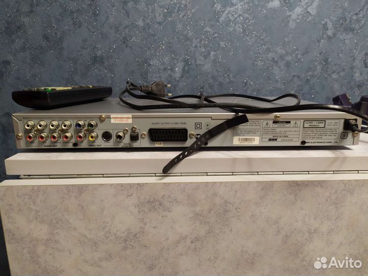 Проигрыватель DVD BBK DV964S