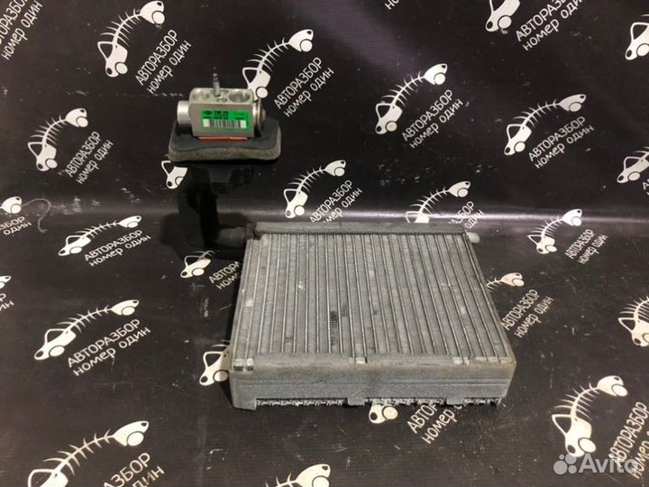 Испаритель кондиционера Ford Focus 3 хетчбэк 1