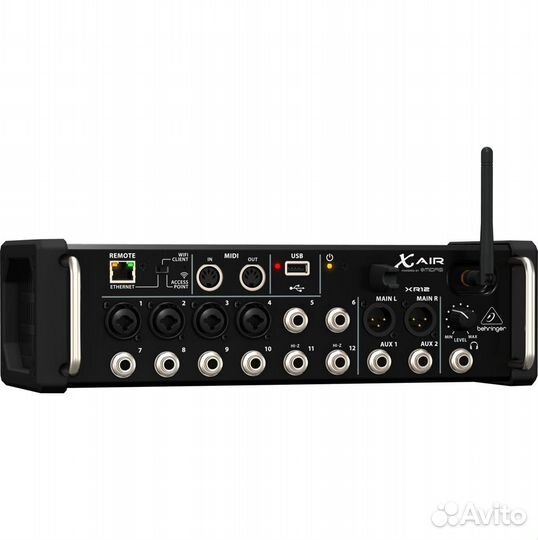 Цифровой микшер behringer XR12