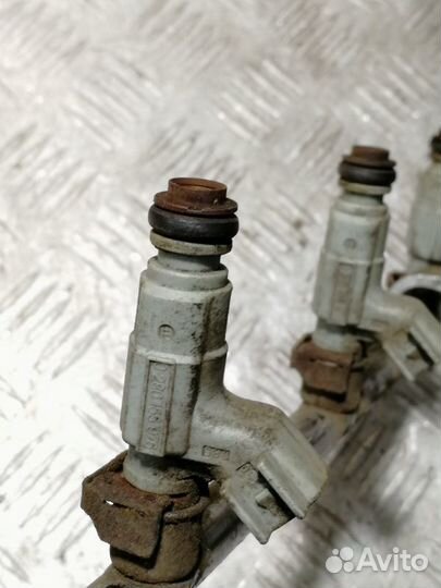 Форсунка двигателя Chrysler Pt cruiser 2000-2010