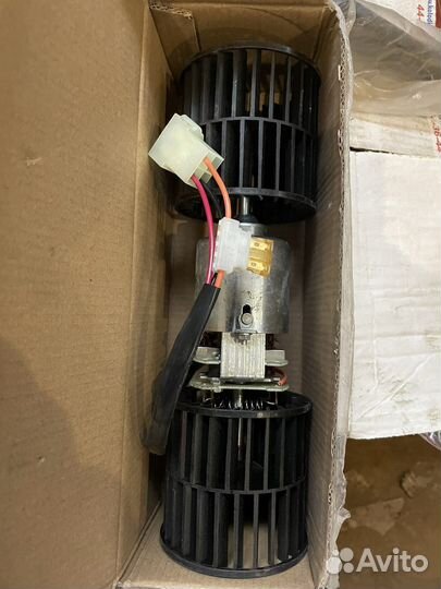 Моторчик отопителя Zenith 8000