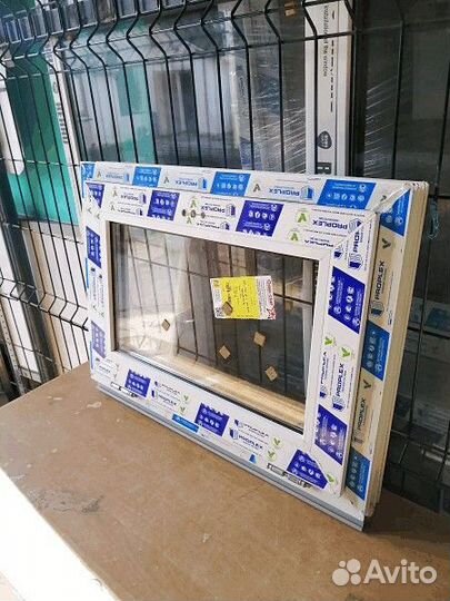 Окна пластиковые 700х500 мм