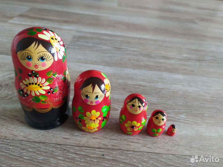 Матрешки из дерева