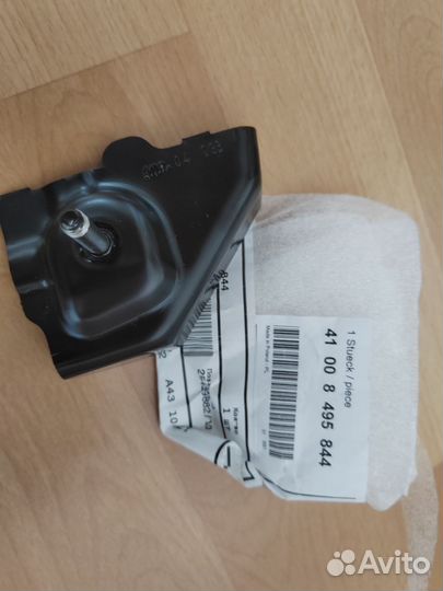 Держатель бачка SCR 41008495844