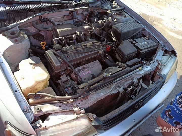 Авто в полный разбор Toyota Carina E