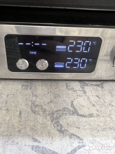 Гриль DeLonghi CGH 920D