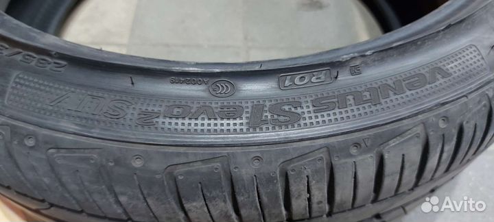Hankook Ventus S1 Evo2 SUV K117A 285/35 R22