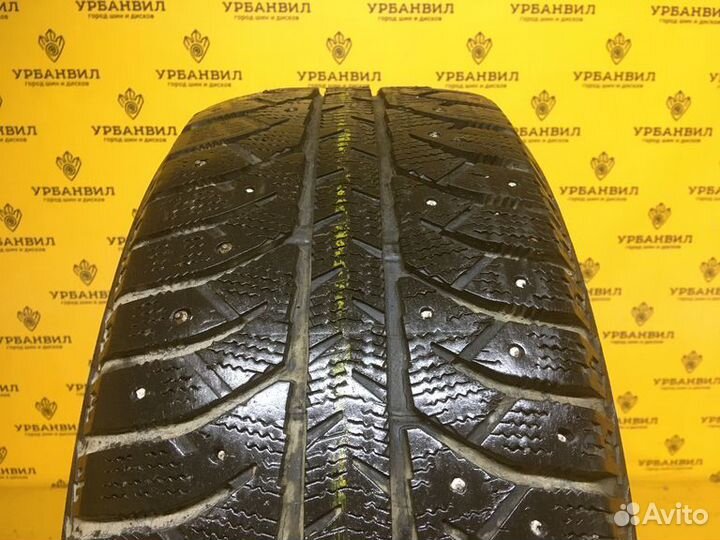 Bridgestone Ice Cruiser 7000 205/60 R16 92T