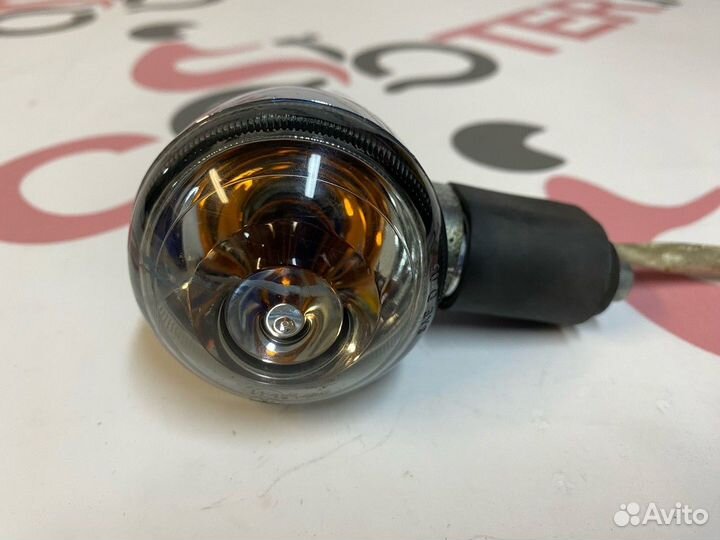 Поворотник передний правый Honda Benly AA03 Б/У