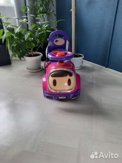 Машинка каталка толокар