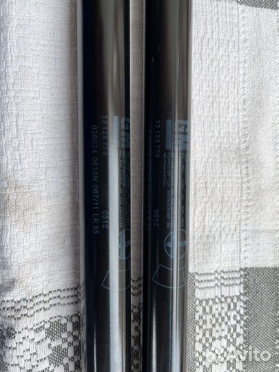 Упоры газовые Opel Zafira B