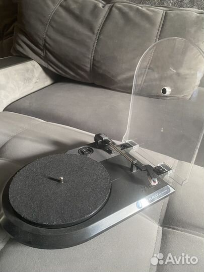 Виниловый проигрыватель ion