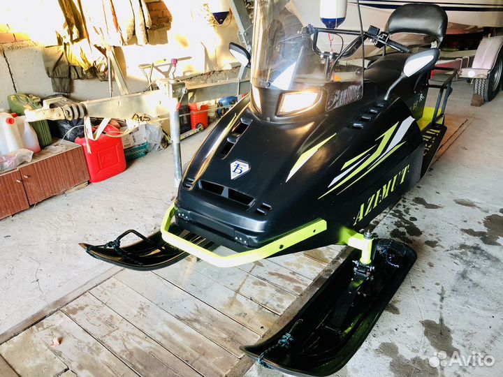 Бурлак Азимут-680куб,24 л.с,4-так 2023г