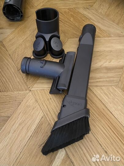 Пылесос Dyson DC37 Allergy Musclehead