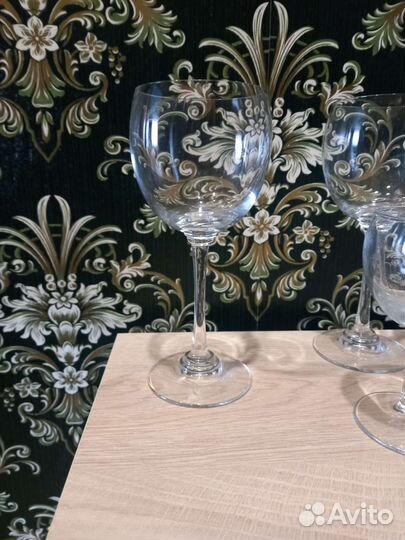 Бокалы и фужеры